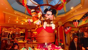 ディズニーランドパリのお土産屋さんのグッズ