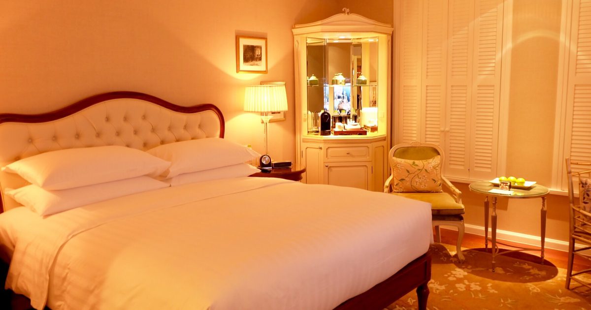 ベッドルーム 海外ホテルから学ぶおしゃれな寝室インテリアとレイアウト選 絶景in 海外旅行記