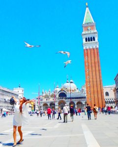ベネチアおすすめ観光 サンマルコ広場 Piazza San Marco ベネチアおすすめ観光 サンマルコ広場 Piazza San Marco