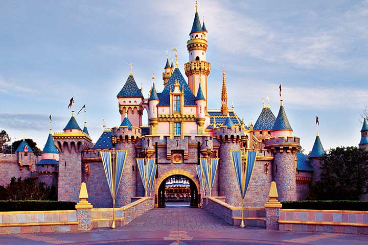 disneyland-gallery-castle | 絶景in - 国内 / 海外旅行記