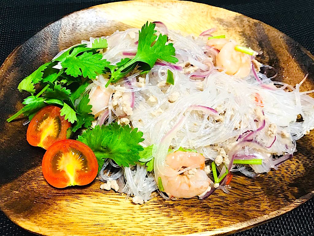 タイ料理のサラダ　ヤムウンセンの簡単なレシピ