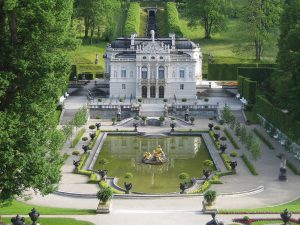 リンダーホーフ城(Linderhof)