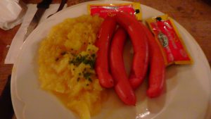 ミュンヘン　安くて美味しいソーセージが食べられるお店