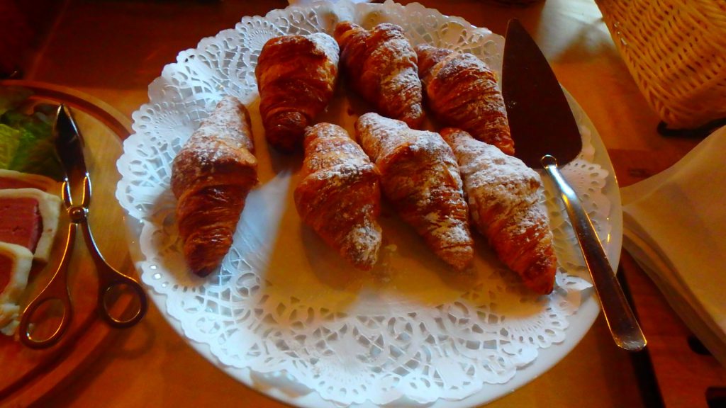 チェスキークルムロフ　クロワッサンが美味しい