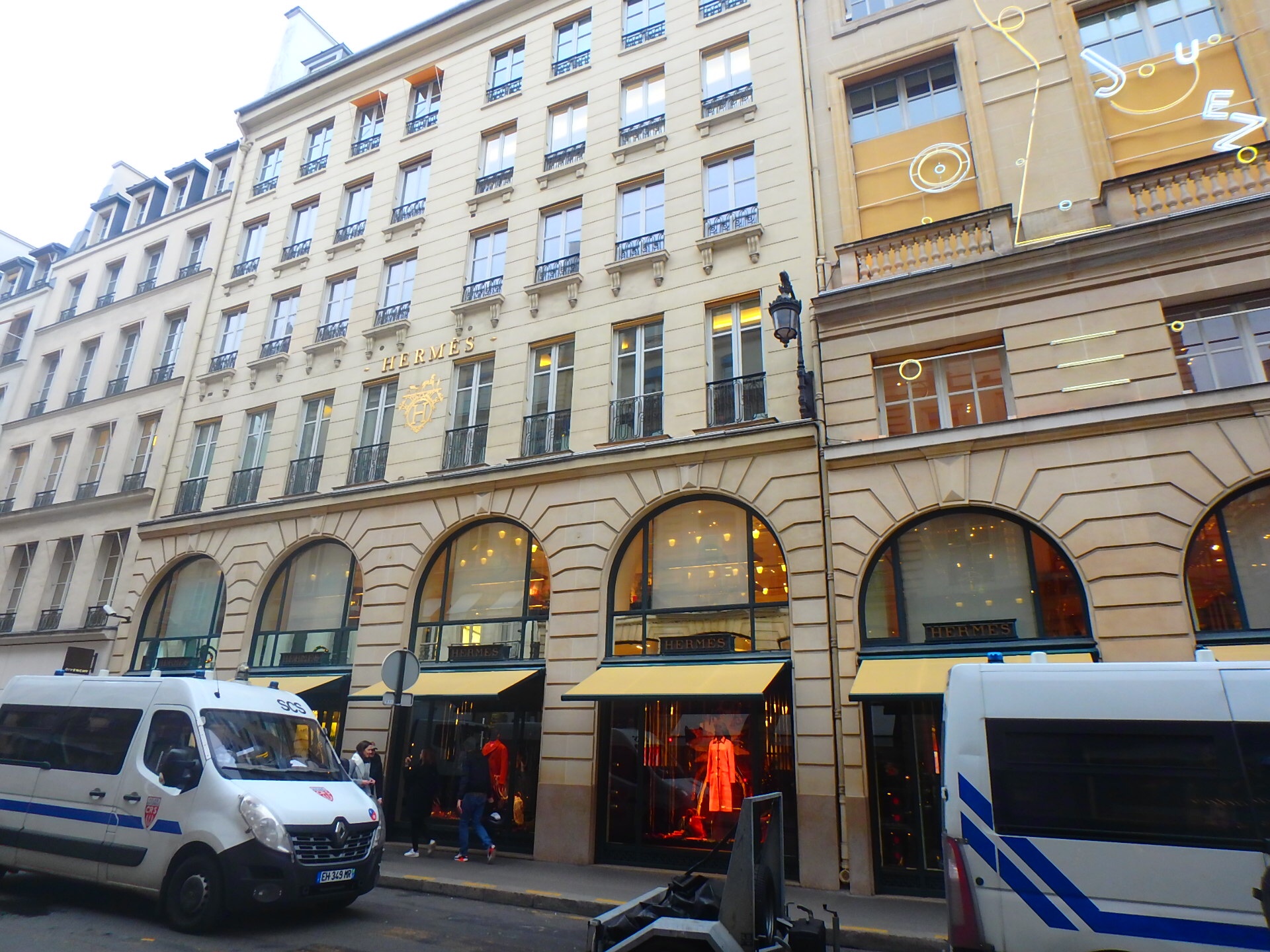 【カンボン通り】パリのCHANEL本店でお買い物。フランス旅行ブログ | 絶景in - 国内 / 海外旅行記