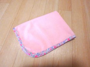 赤ちゃん　旅行　荷物　オムツ替えシート