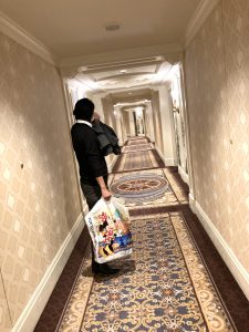 ミラコスタ　廊下
