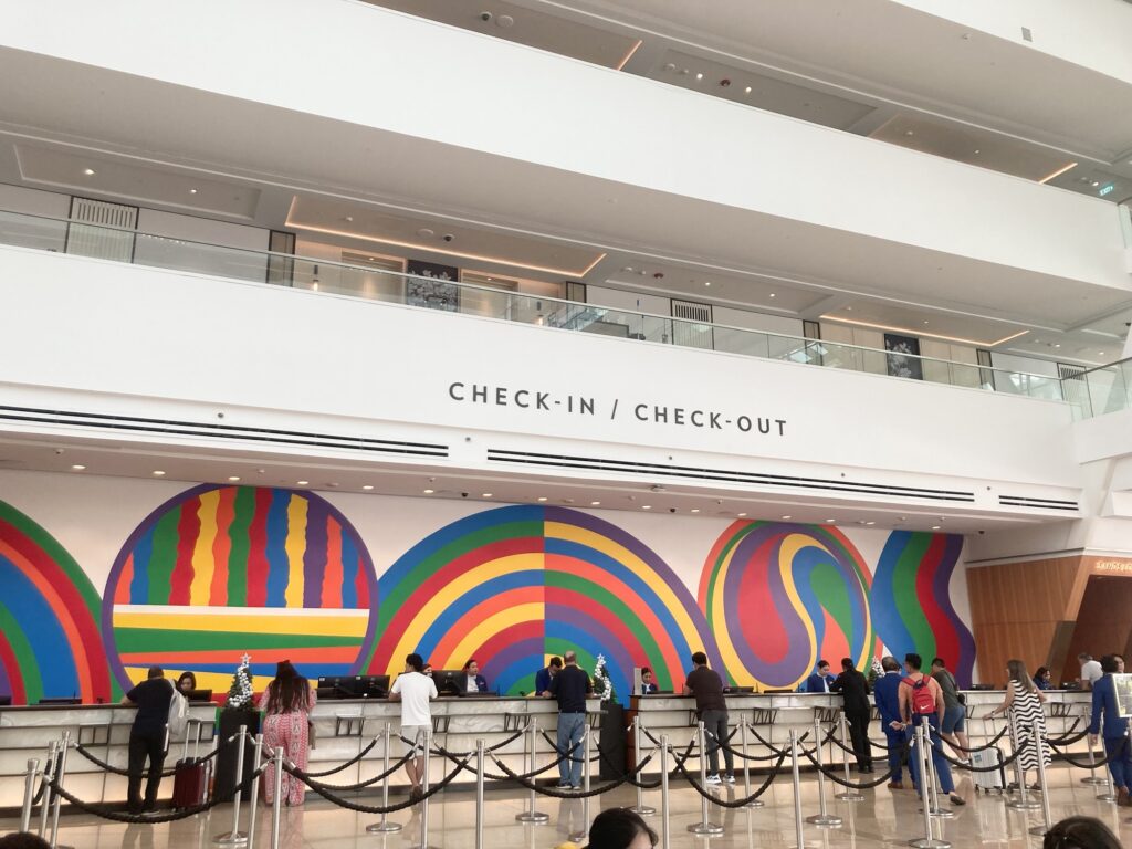 マリーナベイサンズ チェックイン 場所