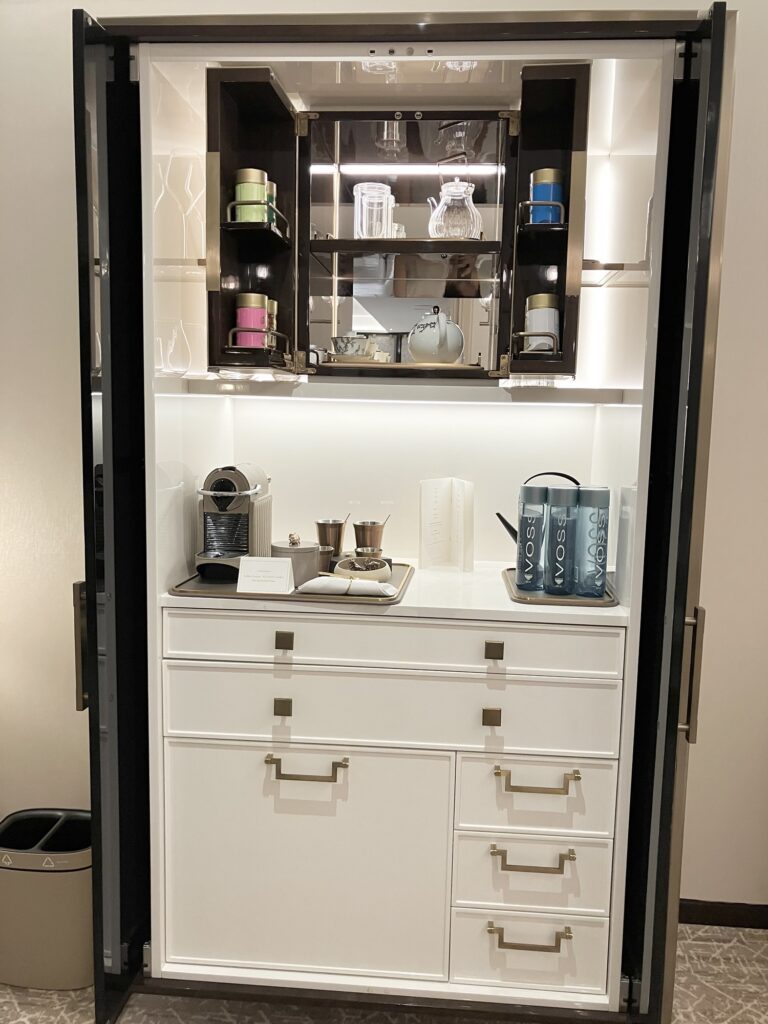 マリーナベイサンズ ミニバー 無料