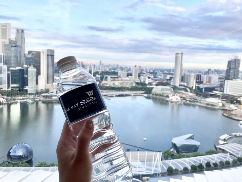 マリーナベイサンズ 水 無料