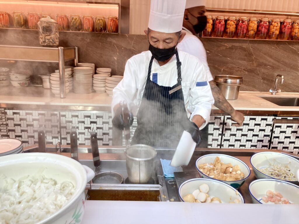 マリーナベイサンズ　朝食　ブログ